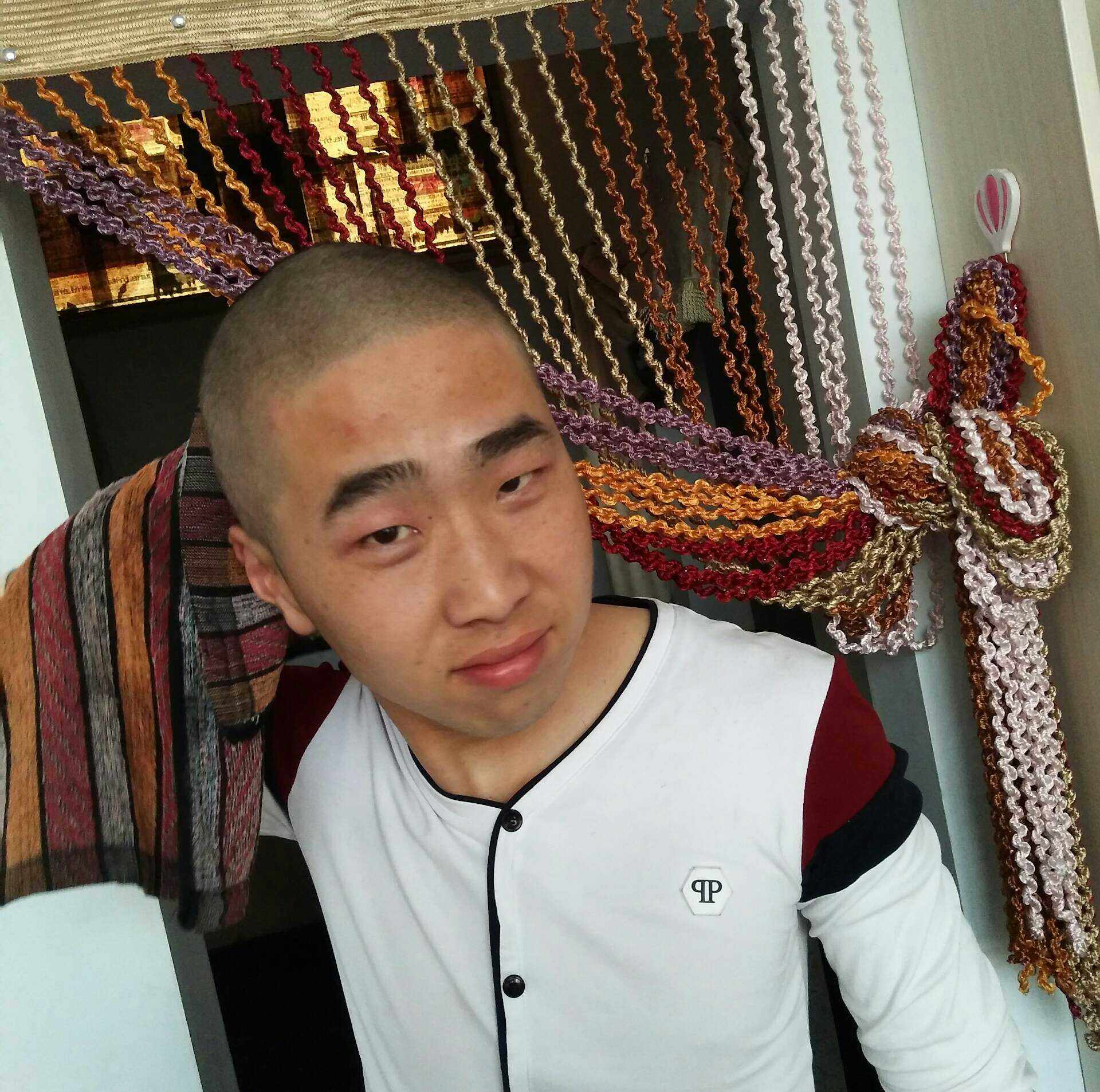 社会我蛋哥 - 扣了伤疤全是血的快手