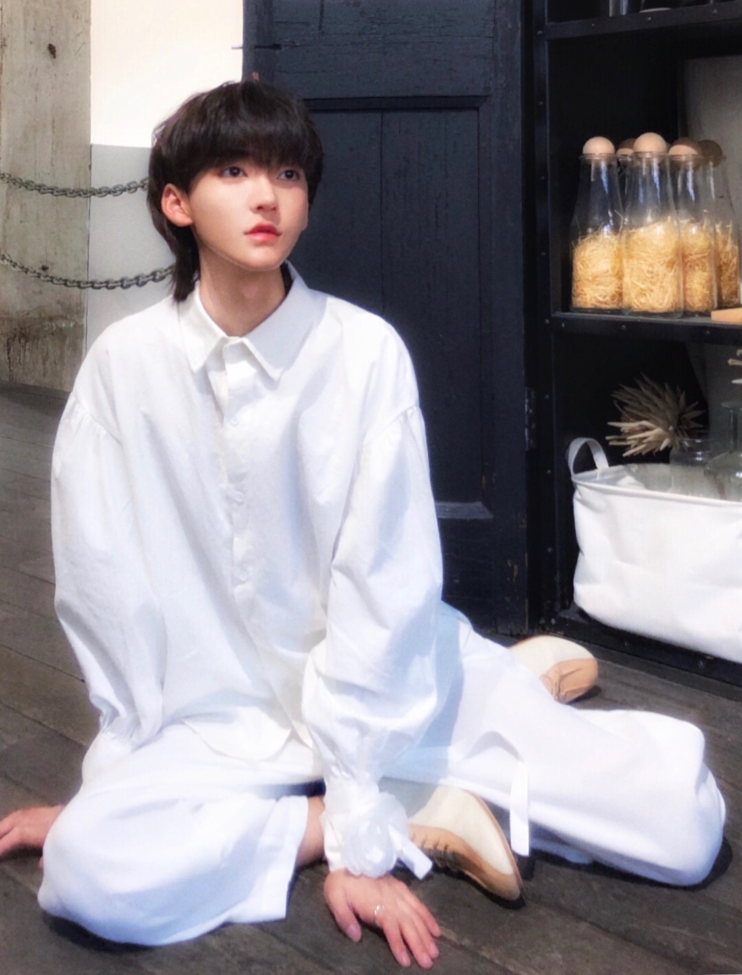 我讨厌这个世界许多 但总有一小部分留住我 676767 - 李李李由